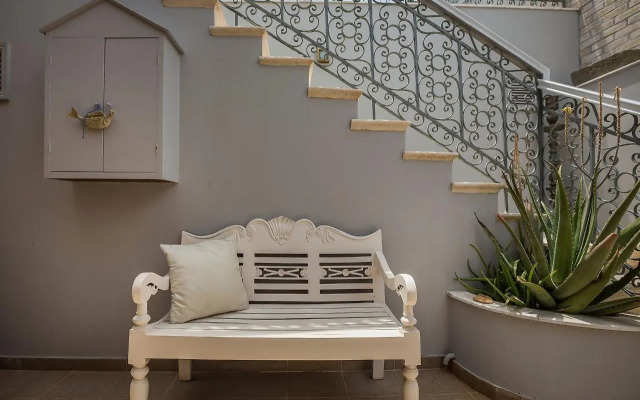 Faros Residence - Adults Only