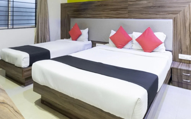 Hotel Plaza Heights by OYO