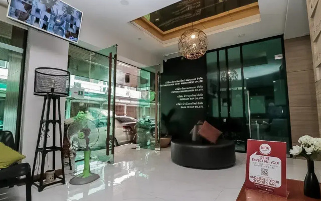 NIDA Rooms Pathumwan 29 Center Complex