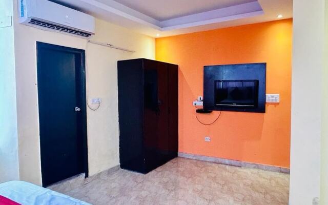 Hotel Raaso Inn Noida -51 BY Arrow