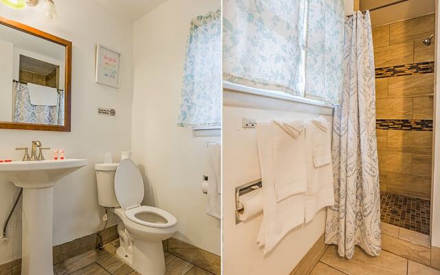 Royal Gateway Motel By OYO