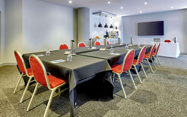ibis Perth