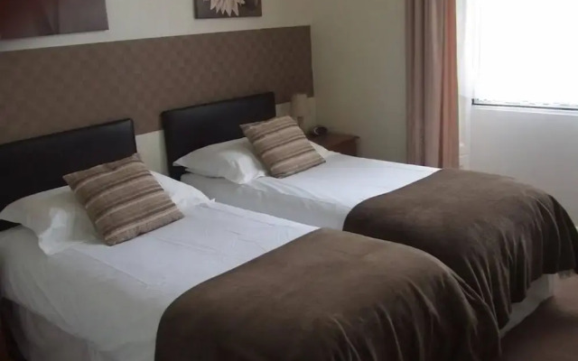 Alister Guest House