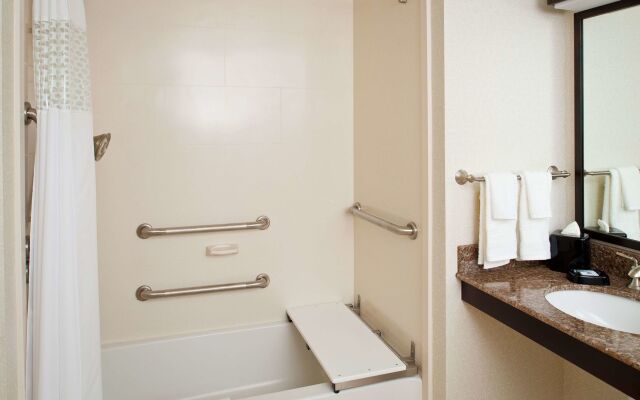 Hampton Inn Shelton