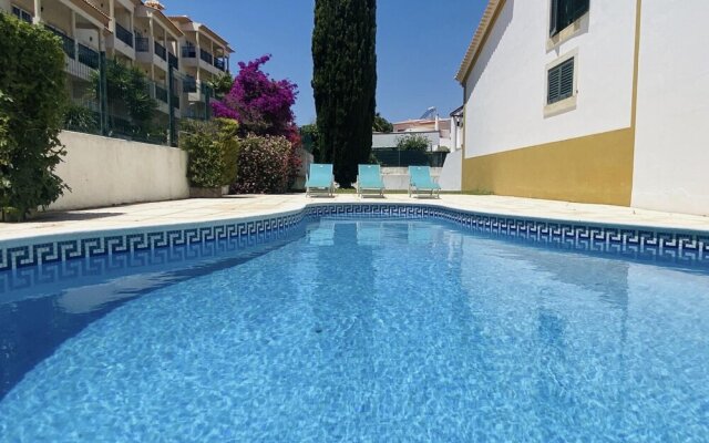 villa albufeira 3 rooms 650 m to the beach swimming pool