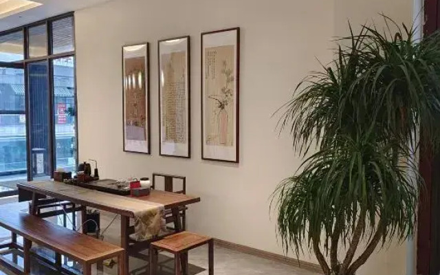 Youlan Hotel (Chongqing Tea Garden Hongxing Meikailong Branch)