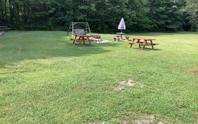 Nacoochee Valley Lodge