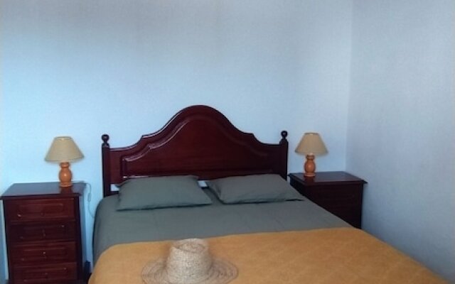 Lovely Well Located 3-bed Apartment in Algarve