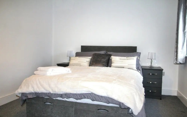 2 Bed Bungalow - Enclosed Garden - Wheel Chair Acc