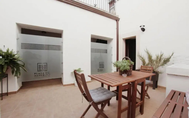 Apartamentos Plaza Mayor 35
