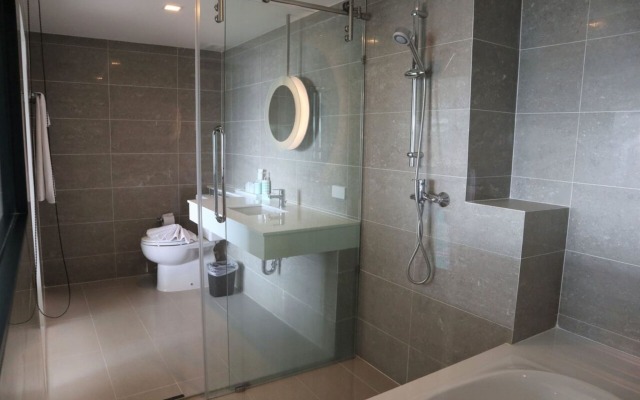 Pearl Hotel Phuket
