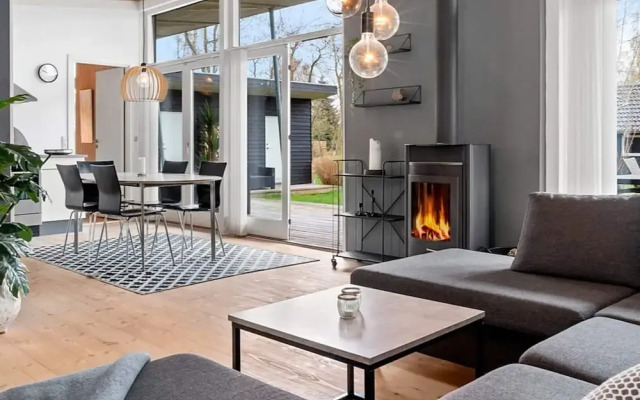 6 Person Holiday Home in Vaeggerlose-by Traum