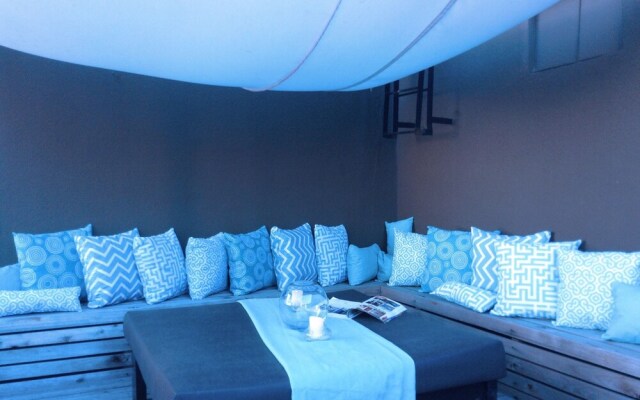 Defensa 821 Bed & Breakfast