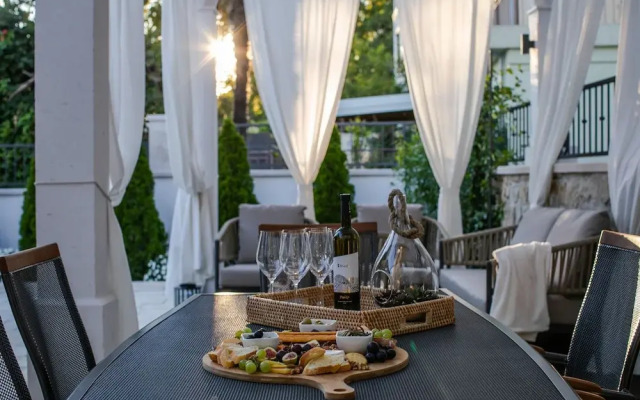 Villa Bante - Luxury Stone House