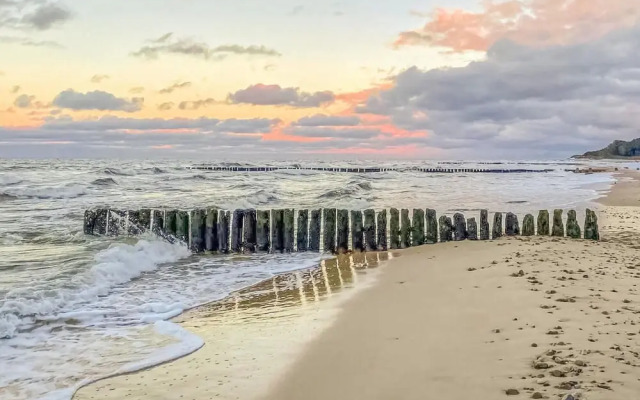 Stunning Home in Jaroslawiec With 2 Bedrooms and Wifi