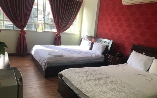 Oyo 627 Long Son Hotel