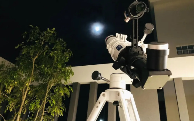 Luxury Hillside Villa with Sea Views