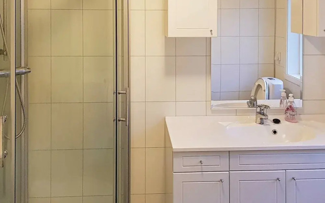 10 Person Holiday Home in Urangsvåg