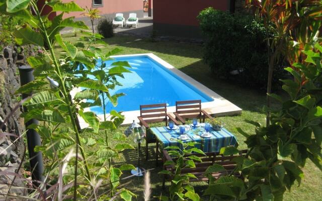 House In Calheta Beach - Best Location In Calheta