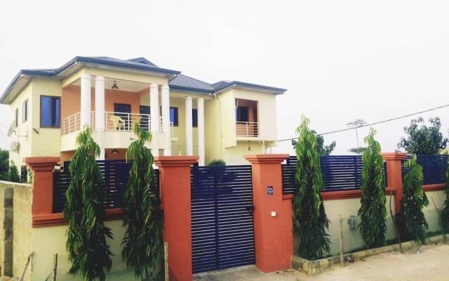 Accra Royal Hotel