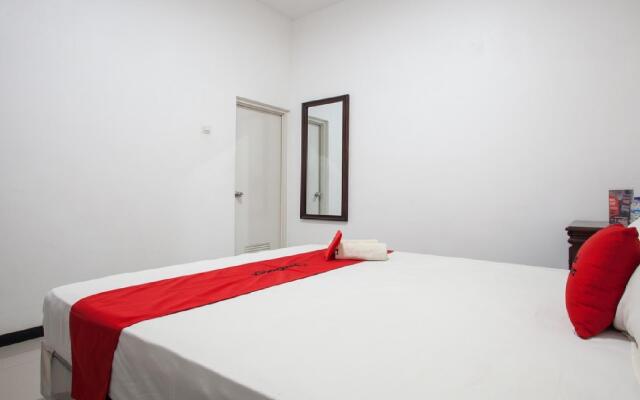 RedDoorz near Taman Krida Budaya Malang