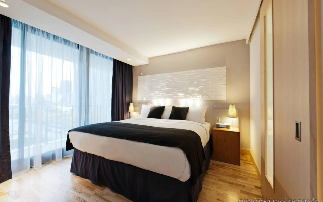 Radisson Blu Aqua Hotel Chicago