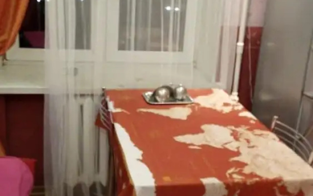 Апартаменты в Вятском переулке, 4