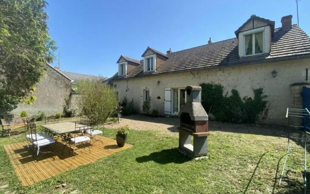 Gîte Vallières-les-Grandes, 4 pièces, 6 personnes - FR-1-491-116