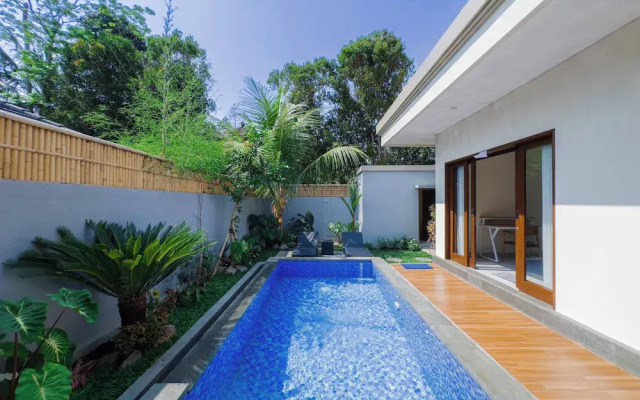 Gold Fish House Ubud