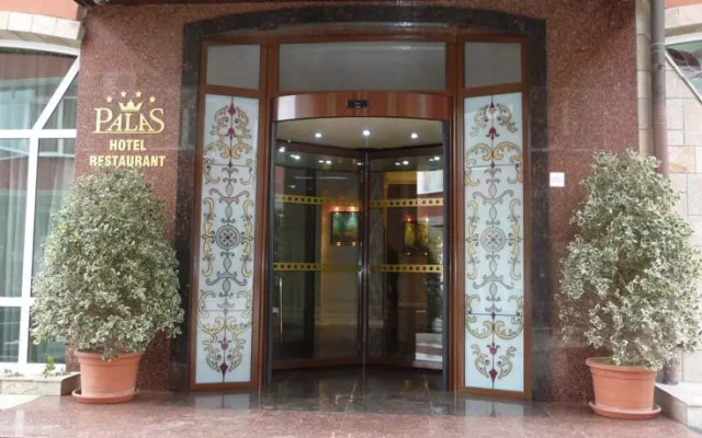 Hotel Palas