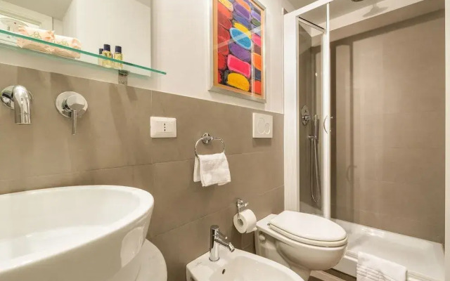 Rome as you feel - Piazza dei Satiri