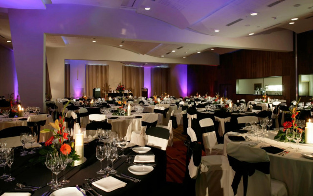 Pillo Hotel & Leisure Club