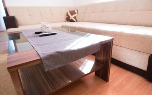 Apartmani Sutic & Restaurant San