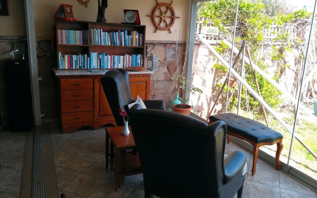 Cundavilla Hotel & Suites