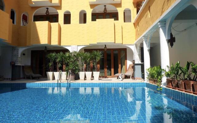 Riad Hua Hin Hotel