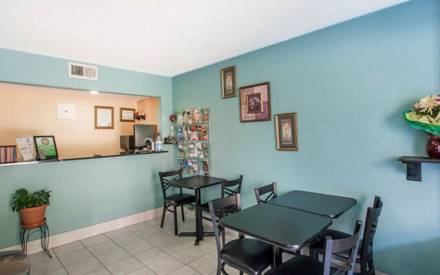 Rodeway Inn
