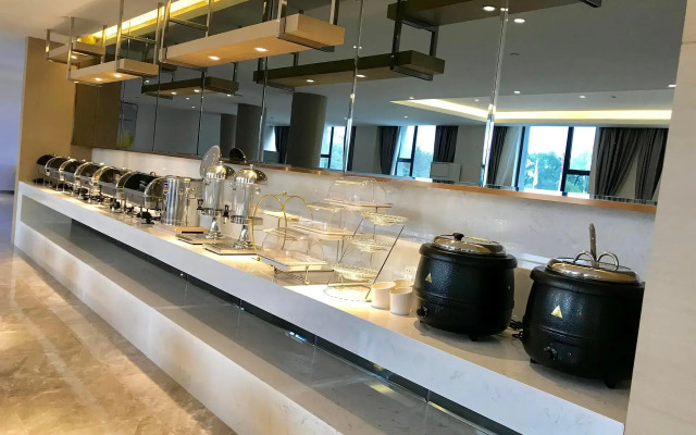 Lavande Hotels·Guilin Central Square Elephant Trunk Hill Scenic Area