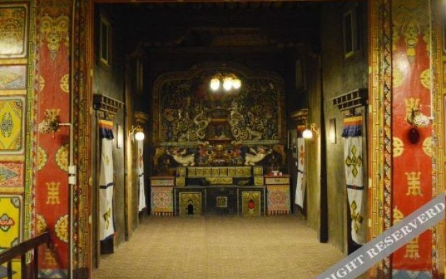 Tibetan Buddhism Cultural Theme Hotel