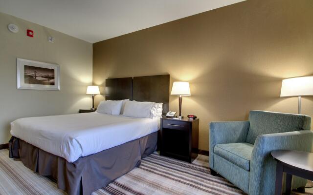 Holiday Inn Express Hotel & Suites Natchez South, an IHG Hotel