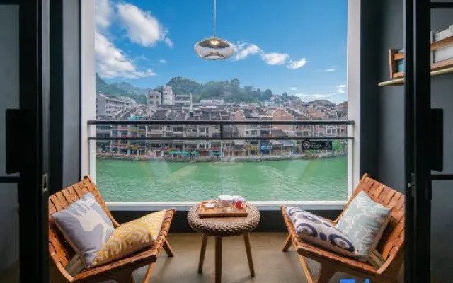 Town vision enjoy private home stay facility