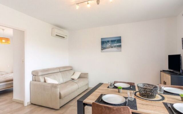 Le Clos Des Alberes 26035