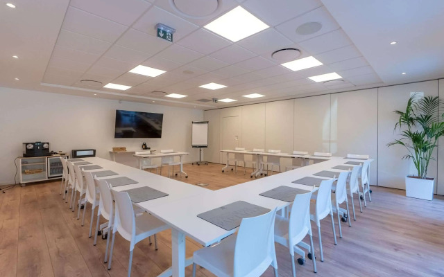 Appart'hôtel Kyriad Résidence Cabriès - Plan de Campagne