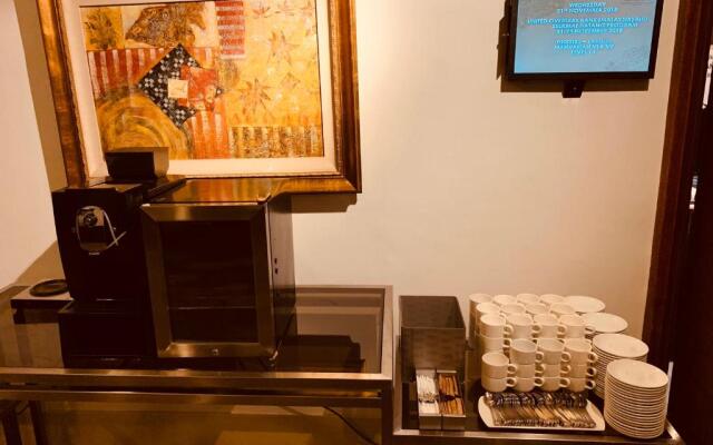 Queens Service Suites At Times Square