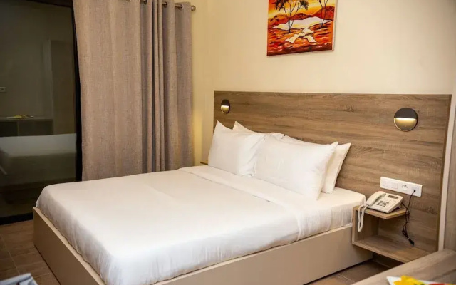 Silver Moon Hotel