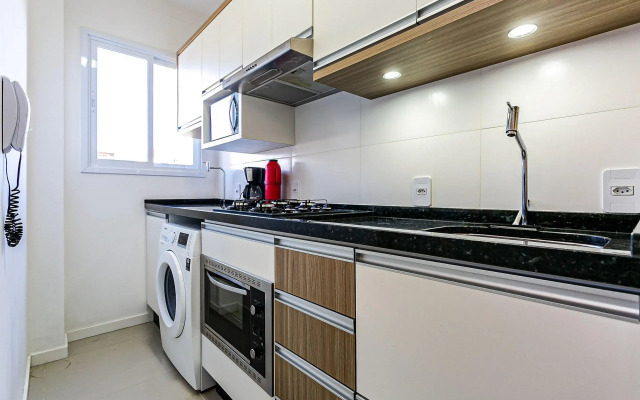 Apto amplo com suíte na praia do Santinho SBR304