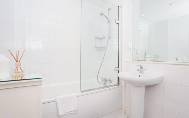 Charming 1 Bedroom Flat in East Putney