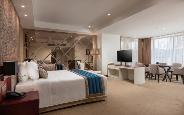 Yangon Thanlwin Hotel