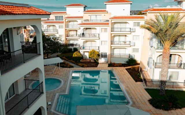 Fantastic 4 Cyprus First Line Beachfront