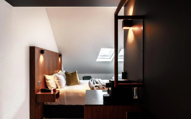 Moss Hotel