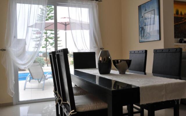 Villa Olivia, Coral Bay